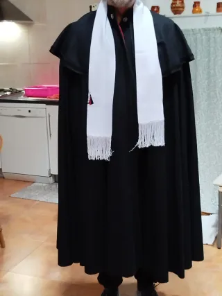 Capa Española Negra y Roja Talla Única