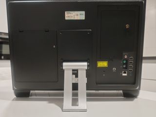 Medion All in One P4011 con extras