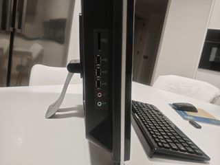 Medion All in One P4011 con extras