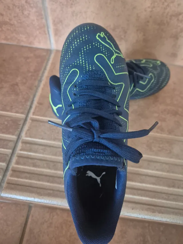 Botas de fútbol Puma niño azul/verde