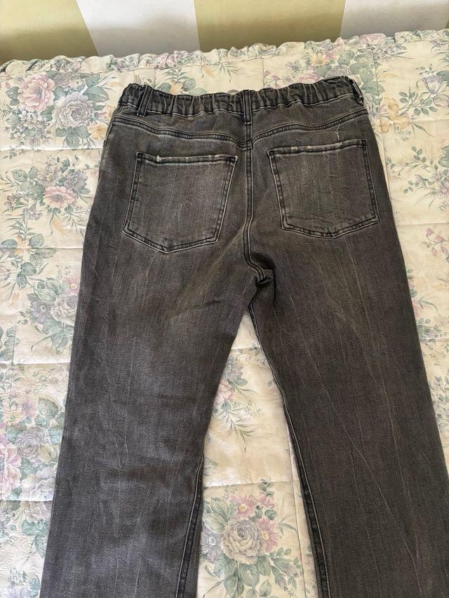 Pantalón vaquero gris con elástico