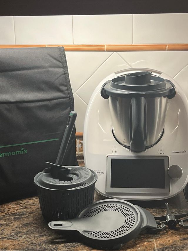 Thermomix con accesorios