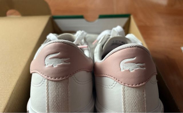 Zapatillas Lacoste Blancas y Rosas