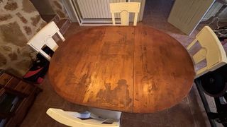 Mesa redonda con 4 sillas extensible