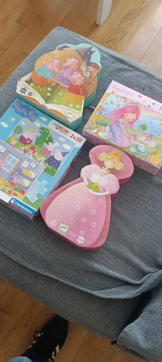 Lote Puzzles Peppa Pig y Princesas