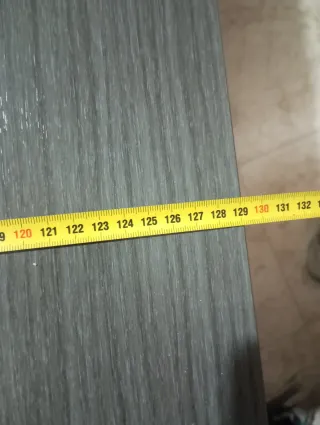 Mesa de salón extensible gris madera