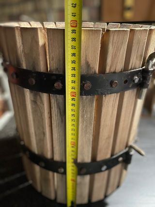 Exprimidor de uvas o aceitunas regalo triturador