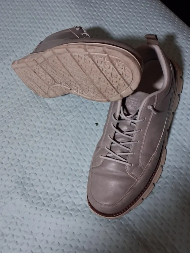 Zapatillas zapato grises