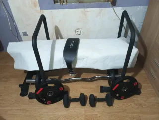 Barra Z con discos.mancuernas.cinturon