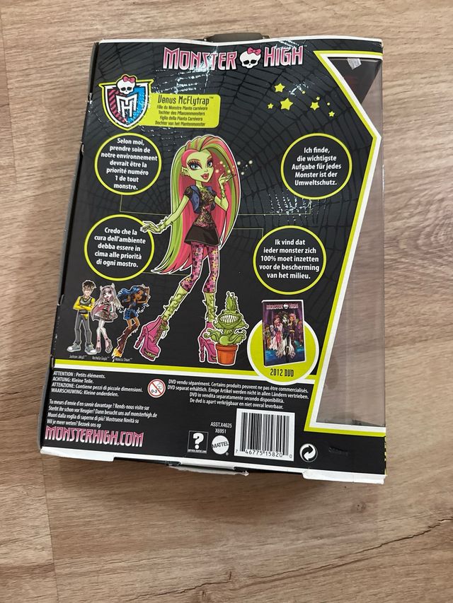 Monster High Venus McFlytrap con Chewlian