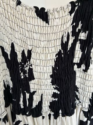 Vestido largo estampado floral.