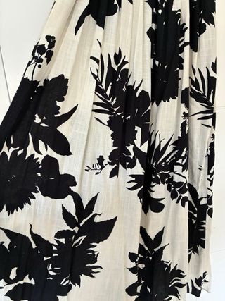 Vestido largo estampado floral.