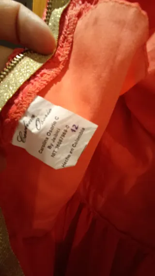 Vestido largo encaje coral