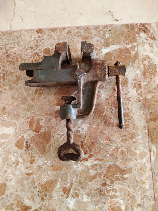 Tornillo de banco vintage