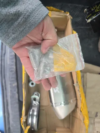 Tubo de escape moto Akrapovič NO ORIGINAL