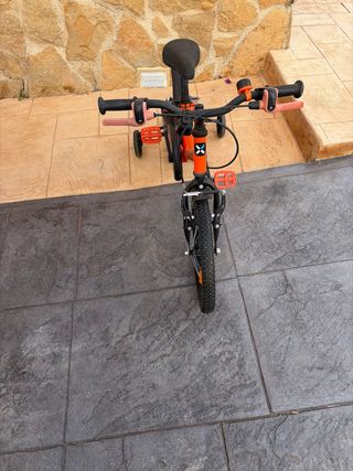 Bicicleta infantil naranja