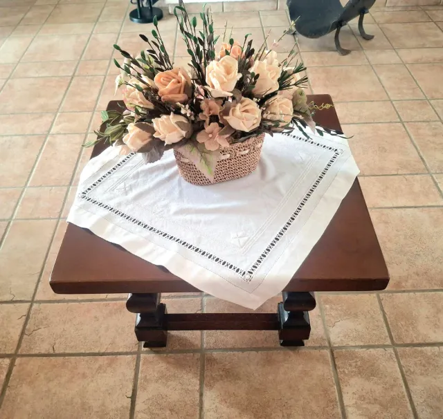 Tavolino vintage in legno con cassetto