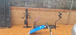 Máquinas de Gimnasio Variadas, abdominales y remo