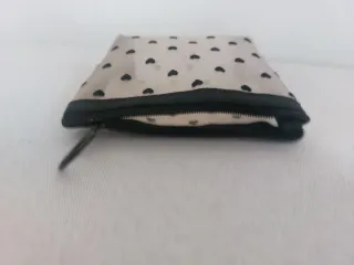 Monedero Malla Corazones Negro