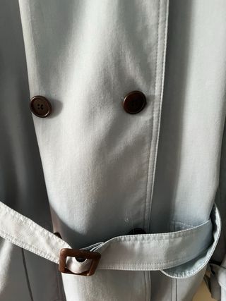 Gabardina Stradivarius azul mujer