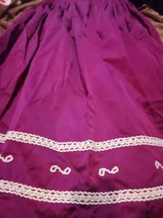 Falda regional adulta morada