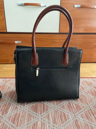 Bolso grande negro y marrón