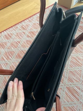 Bolso grande negro y marrón