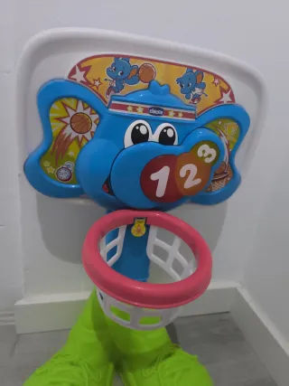 Canasta Baloncesto Infantil Elefante Chicco