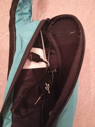 Bolsa deporte Kalenji con cargador