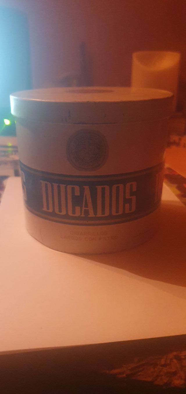 Lata Ducados Antigua da Collezione