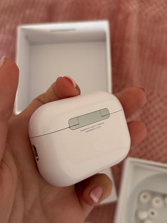 Airpods Pro Apple Blancos con Accesorios