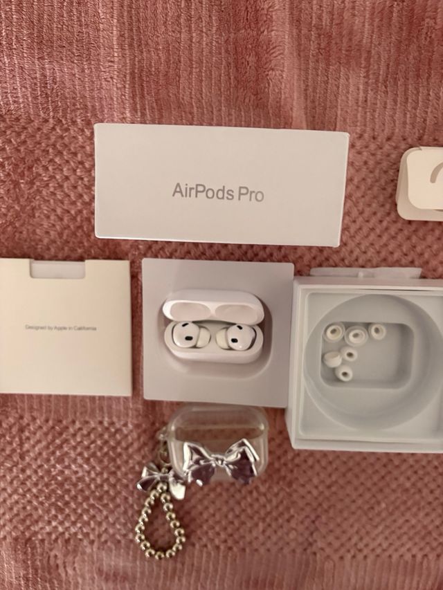 Airpods Pro Apple Blancos con Accesorios