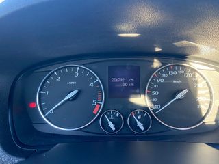 RENAULT LAGUNA COUPÉ 2010