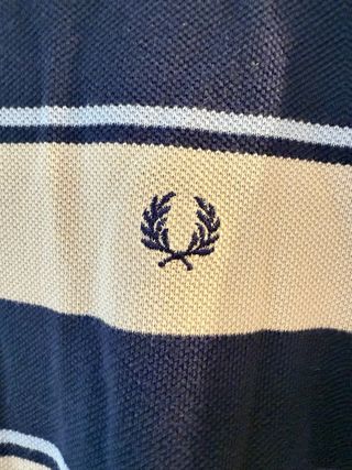 Jersey Fred Perry Rayas Azul y Beige
