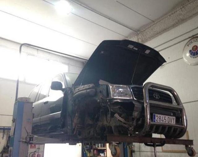 Transmisión central toyota 37110-6a650 land 23740