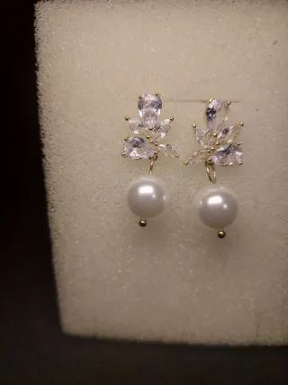 Pendientes de fiesta perlas y circonitas cúbicas