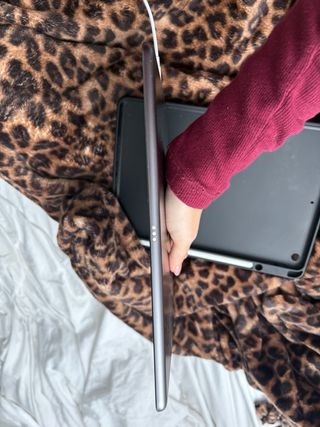 iPad 9ª Gen 64GB + Funda y Lápiz