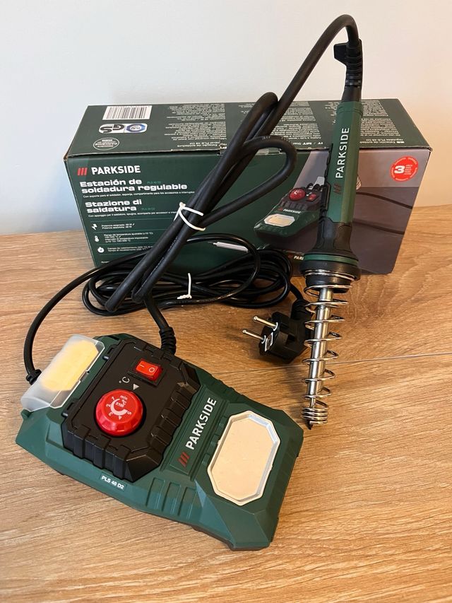 Stazione di saldatura regolabile