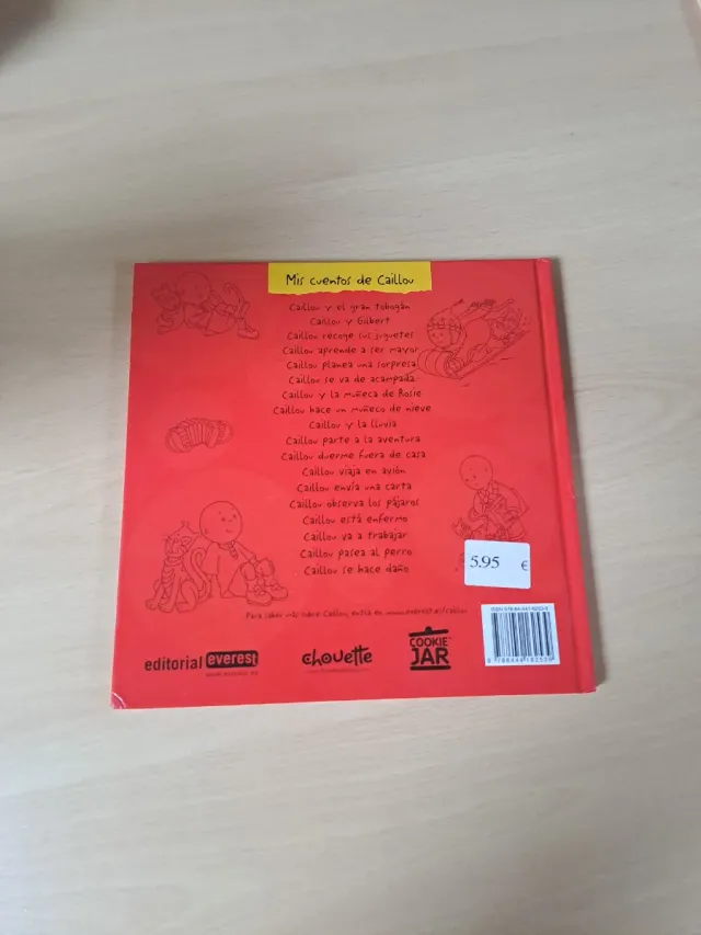 Caillou pasea al perro