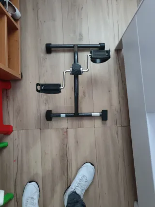 Bicicleta estática de pedales