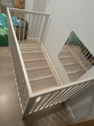 Cuna IKEA buen estado