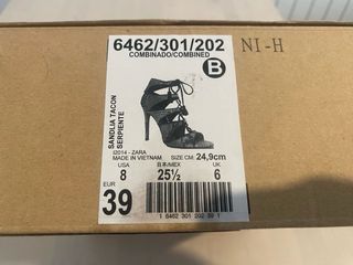 Zapatos tacón Zara estampado serpiente