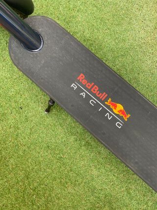Patín Eléctrico Red Bull Racing