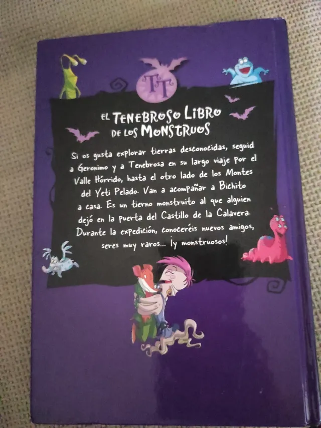El tenebroso libro de los monstruos: Con la mon...