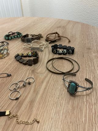 Lote accesorios: relojes, pulseras, anillos