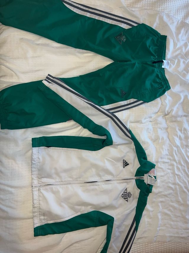 Chándal Adidas Betis Talla 10 Años