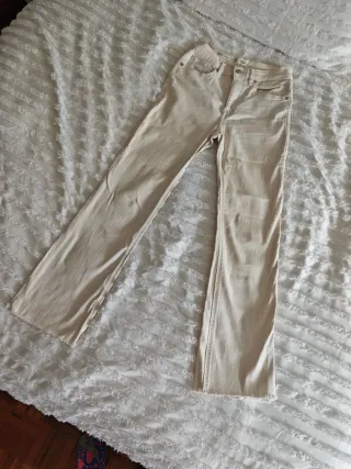 Pantalón Mango crema