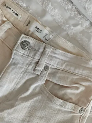 Pantalón Mango crema