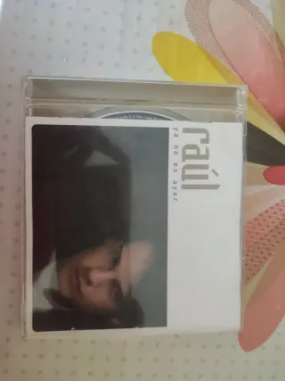 CD Raúl - Ya No Es Ayer