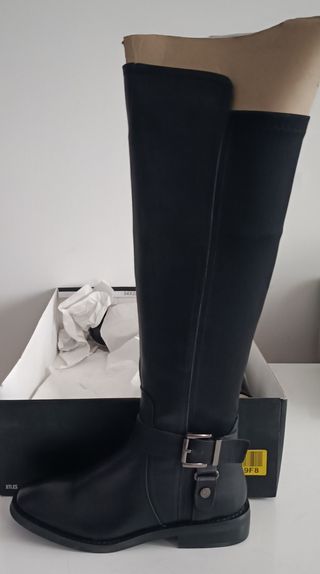 Botas altas XTI negras nuevas